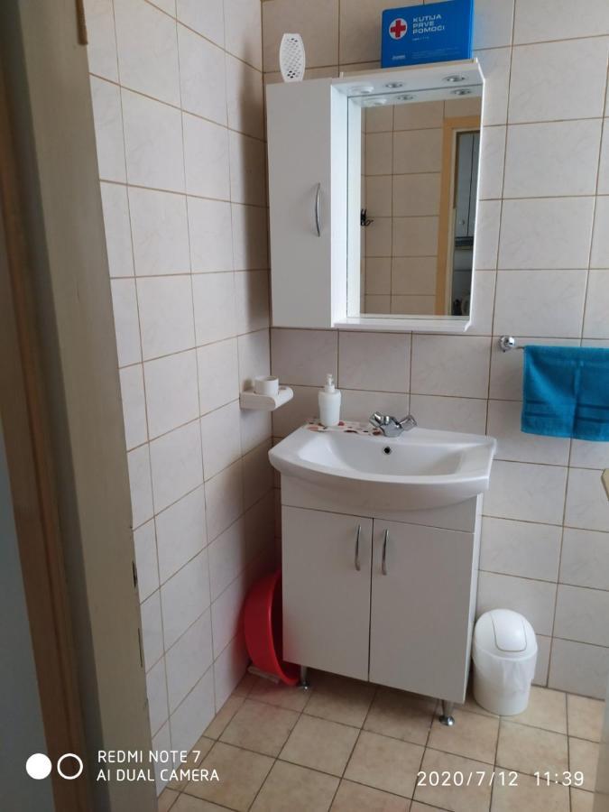Apartman Ena 보디체 외부 사진